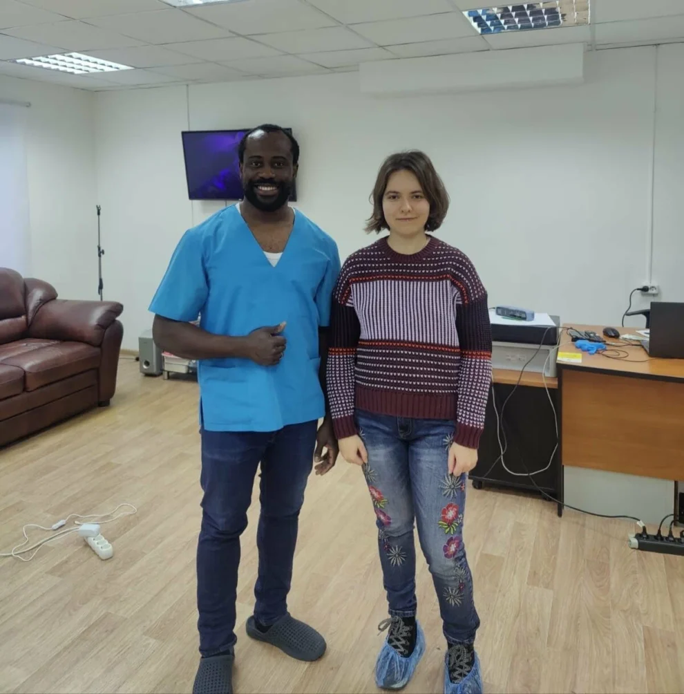 IB Clinic 3D-стельки Москва &mdash; живой диалог врача и пациента при осмотре стопы, подготовка к изготовлению индивидуальных ортезов, метро Беломорская