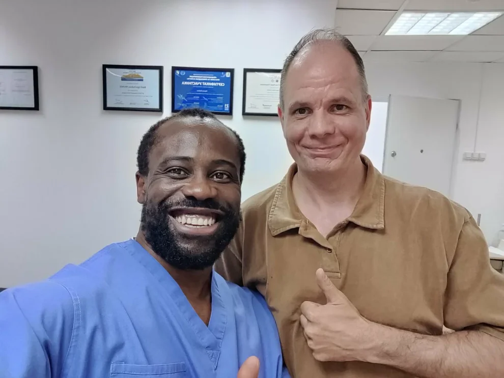 IB Clinic 3D-стельки Москва &mdash; реальная консультация врача-ортопеда Ивунзе с пациентом после 3D-сканирования, метро Беломорская