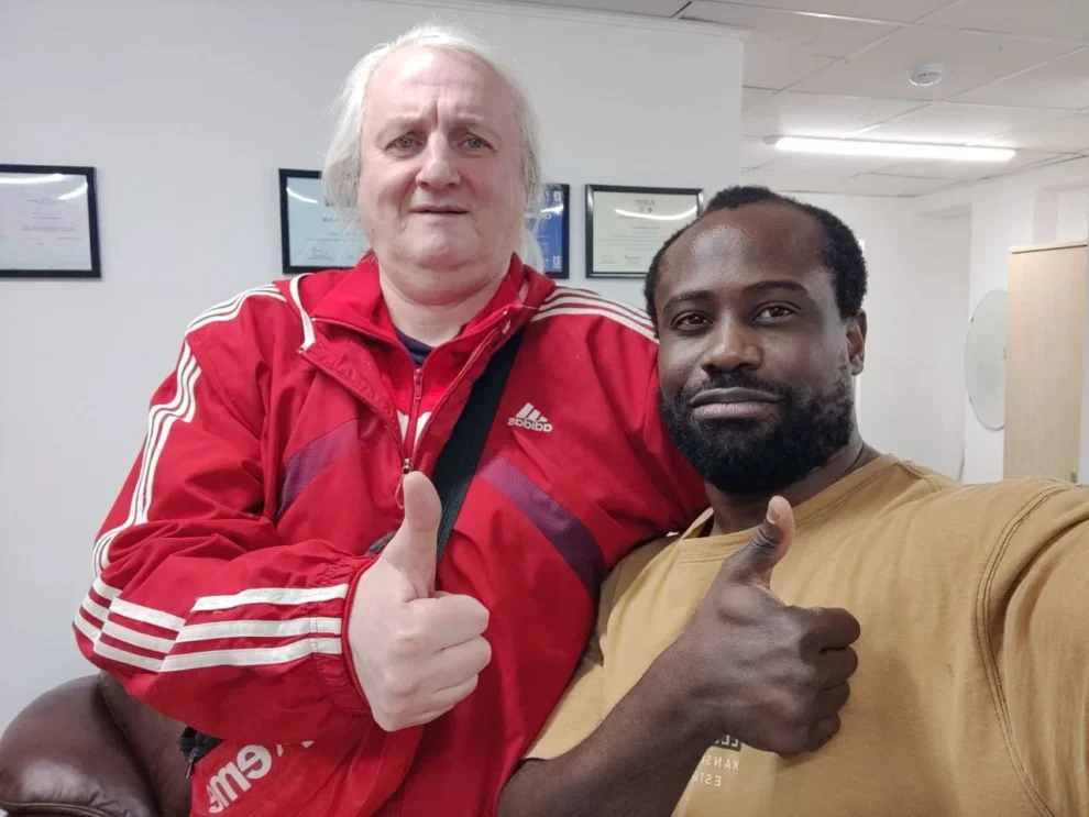 Реальный пациент IB Clinic Москва после получения 3D-стелек, положительная реакция на подгонку, индивидуальные ортопедические стельки, м. Беломорская